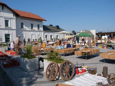 Jarmok starožitností 09.07.2023-035.jpg