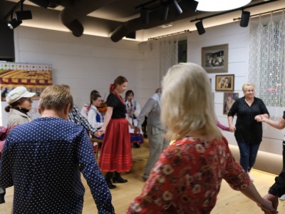 Танцювальний вечір - 16.09.2022-006.jpg