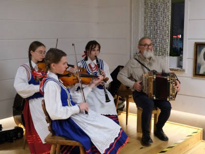Танцювальний вечір - 16.09.2022-009.jpg