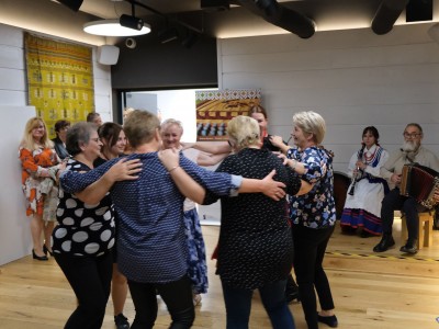 Танцювальний вечір - 16.09.2022-013.jpg