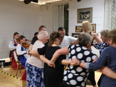 Танцювальний вечір - 16.09.2022-014.jpg