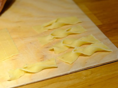 Warsztaty faworków i róż karnawałowych 01.02.2026-DSCF6681.JPG