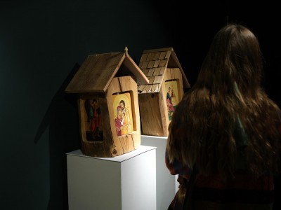 Vernissage of the exhibition ”Folk themes in the works od students of the T. Brzozowski State School of Fine Arts in Krosno” 1.04.2022-wernisaz-11.JPG