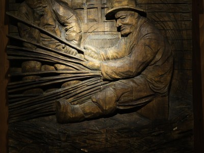 Vernissage of the exhibition ”Folk themes in the works od students of the T. Brzozowski State School of Fine Arts in Krosno” 1.04.2022-wernisaz-26.JPG