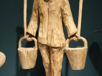 Vernissage of the exhibition ”Folk themes in the works od students of the T. Brzozowski State School of Fine Arts in Krosno” 1.04.2022-wernisaz-30.JPG