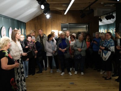 Wernisaż wystawy "Filc i wstążka w obrazie"-DSCF6185.jpg