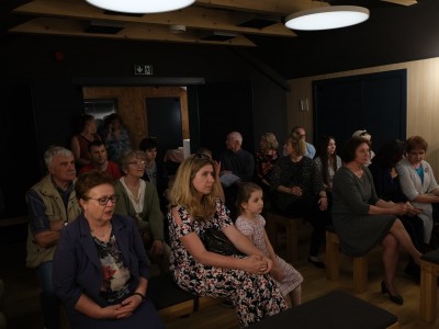 Фотовиставка «WSPÓŁISTNIENIE» Магдалени Кільбан - 13 травня 2022 р.-wystawa-fotograficzna-13.05.2022-02.jpg